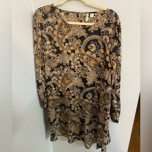 CATO Patterned High Low Blouse! Size XL